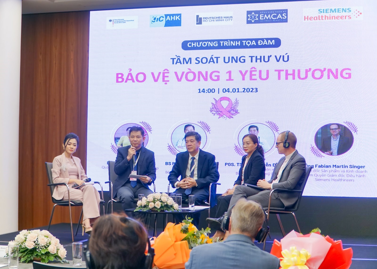 EMCAS khởi chạy chuyến xe tầm soát ung thư vú miễn phí đầu tiên - 5