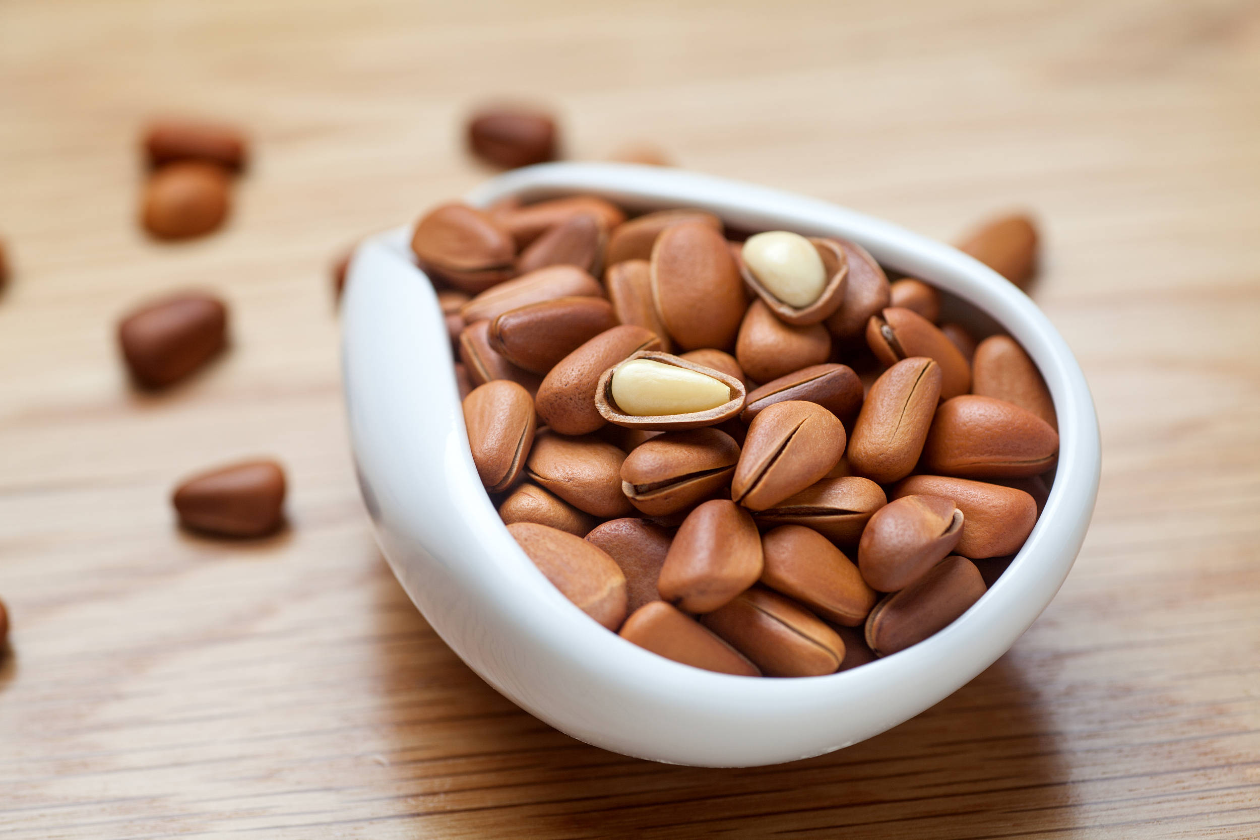 Ăn nhiều loại hạt khô này trong dịp Tết Nguyên Đán, cơ thể hưởng lợi lớn - 1