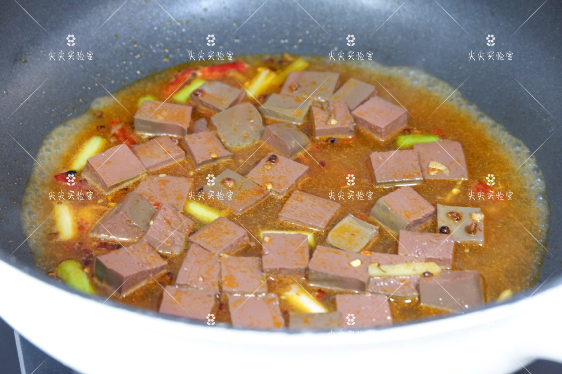 Thứ rẻ như cho của con vịt có lượng sắt và protein cực cao - 6