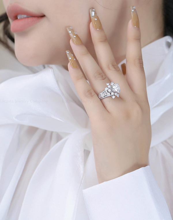 Phạm Thanh Huyền kinh doanh trang sức kim cương thiên nhiên thành công nhờ đam mê - 2