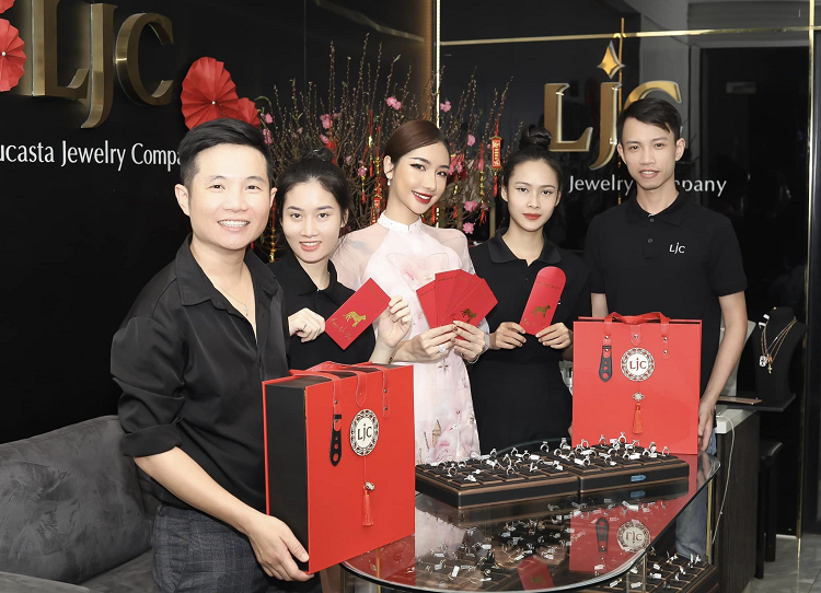 Phạm Thanh Huyền kinh doanh trang sức kim cương thiên nhiên thành công nhờ đam mê - 3