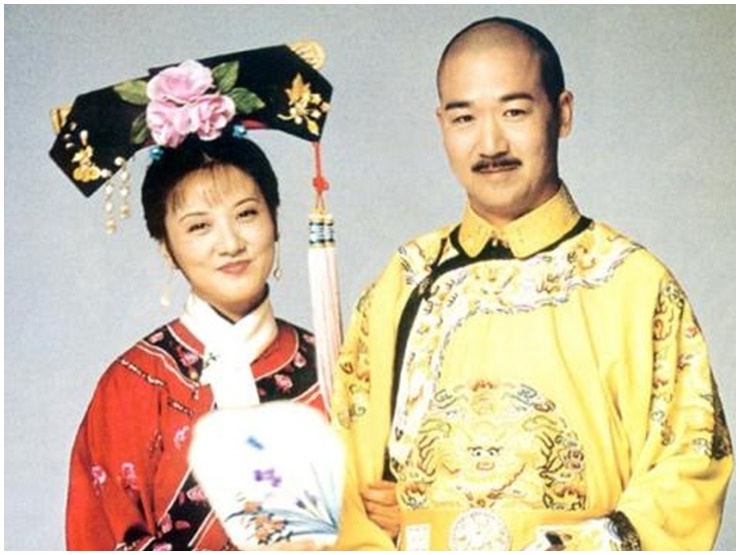 "Hoàng đế màn ảnh" Trương Quốc Lập: Khốn đốn vì quý tử, cậy nhờ 3 con gái nuôi - 1