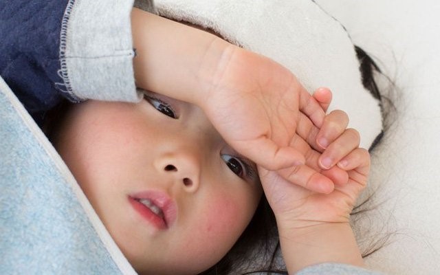 “Kẻ giấu mặt” làm suy giảm miễn dịch khiến trẻ dễ ốm bệnh, tăng khả năng mắc các bệnh nhiễm trùng - 1
