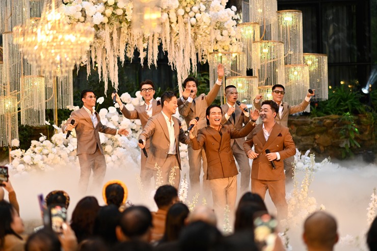 MC Anh Tuấn làm chủ hôn, trao vàng cho "yêu nữ hàng hiệu" Vũ Hạnh Nguyên tại tiệc cưới giữa rừng thông - 7