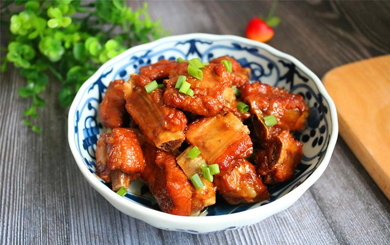 Đừng chần sườn heo hoặc nấu luôn, thêm bước này thịt mềm ngon hơn hẳn - 1