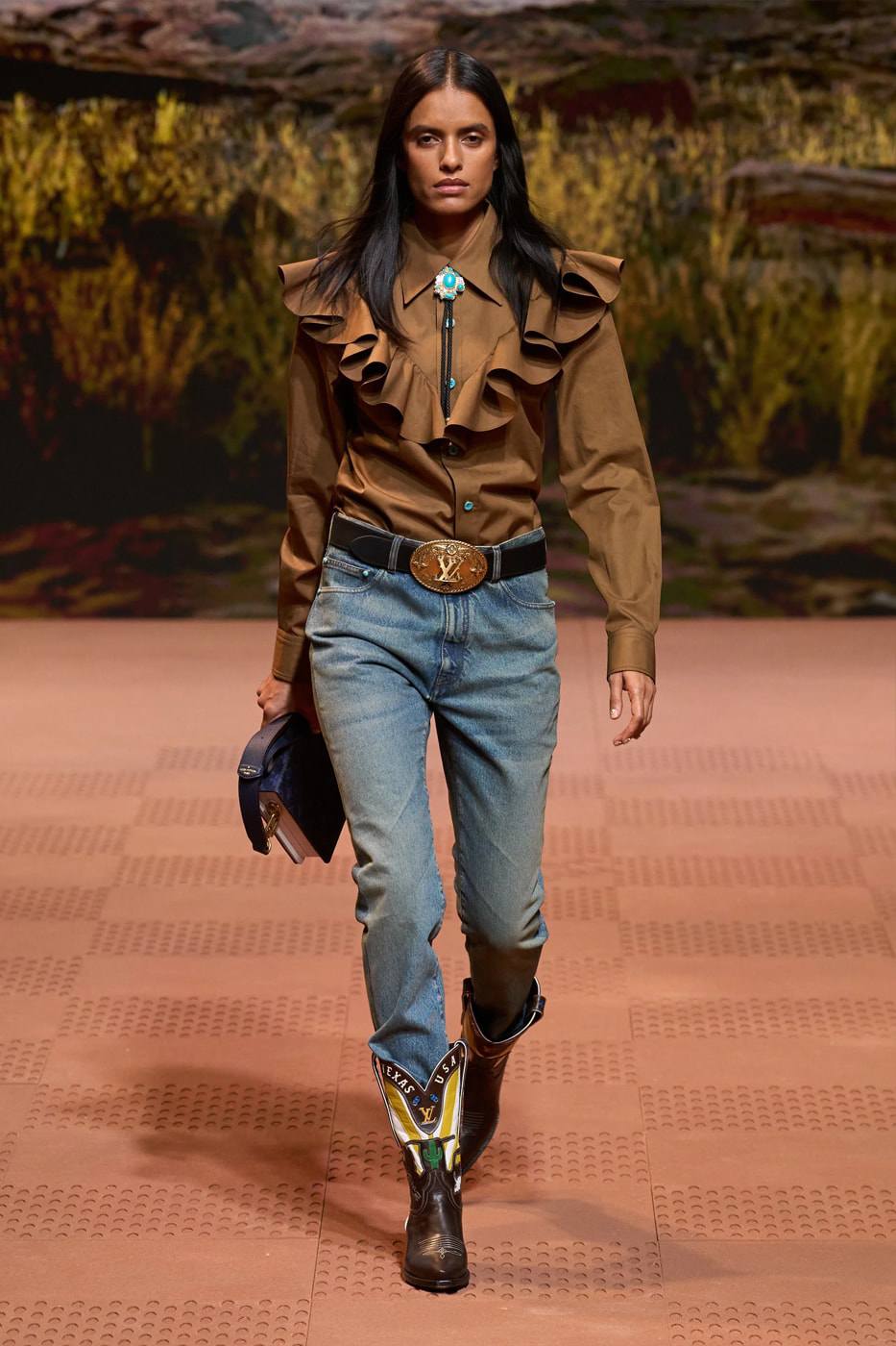 Bộ sưu tập Louis Vuitton Thu Đông 2024 của Pharrell ấn tượng với sự xa hoa, tinh tế - 10
