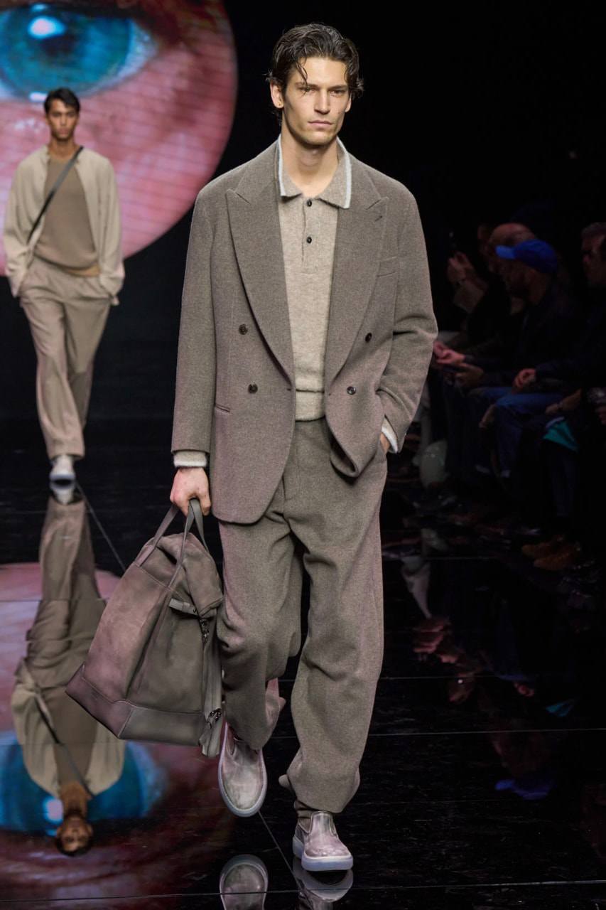 Giorgio Armani Thu Đông tinh xảo với "The Look" - 18