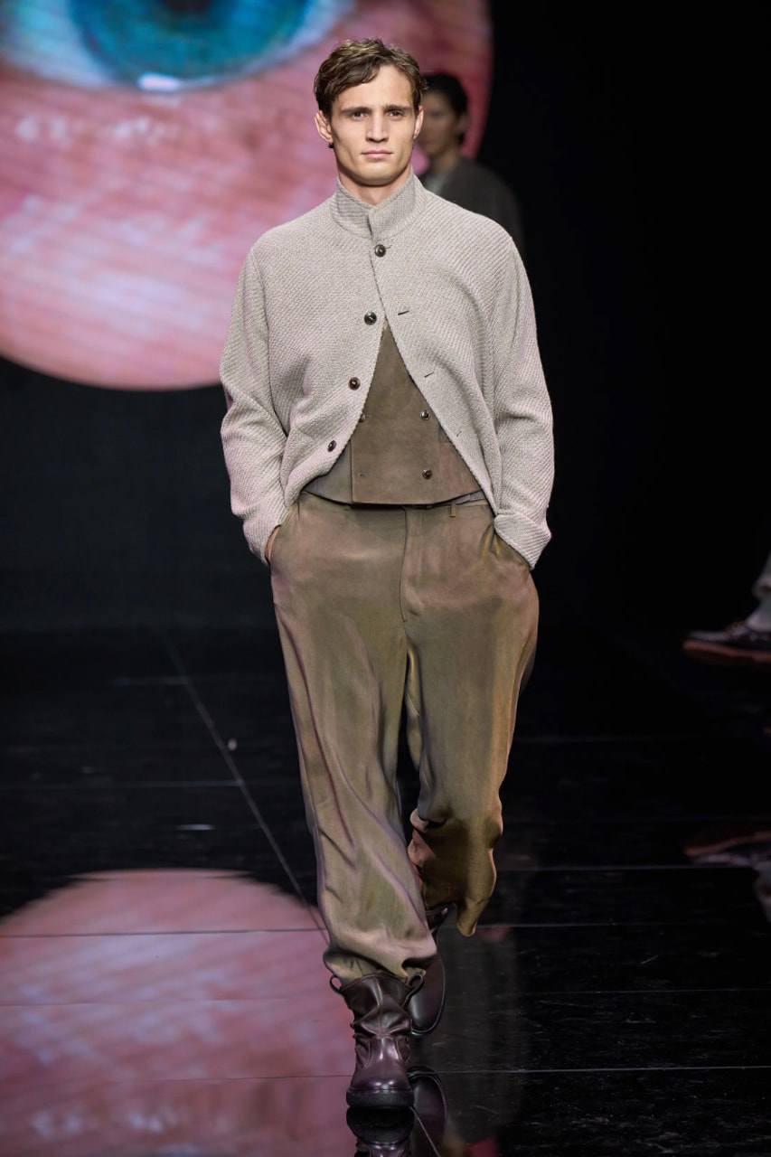 Giorgio Armani Thu Đông tinh xảo với "The Look" - 15