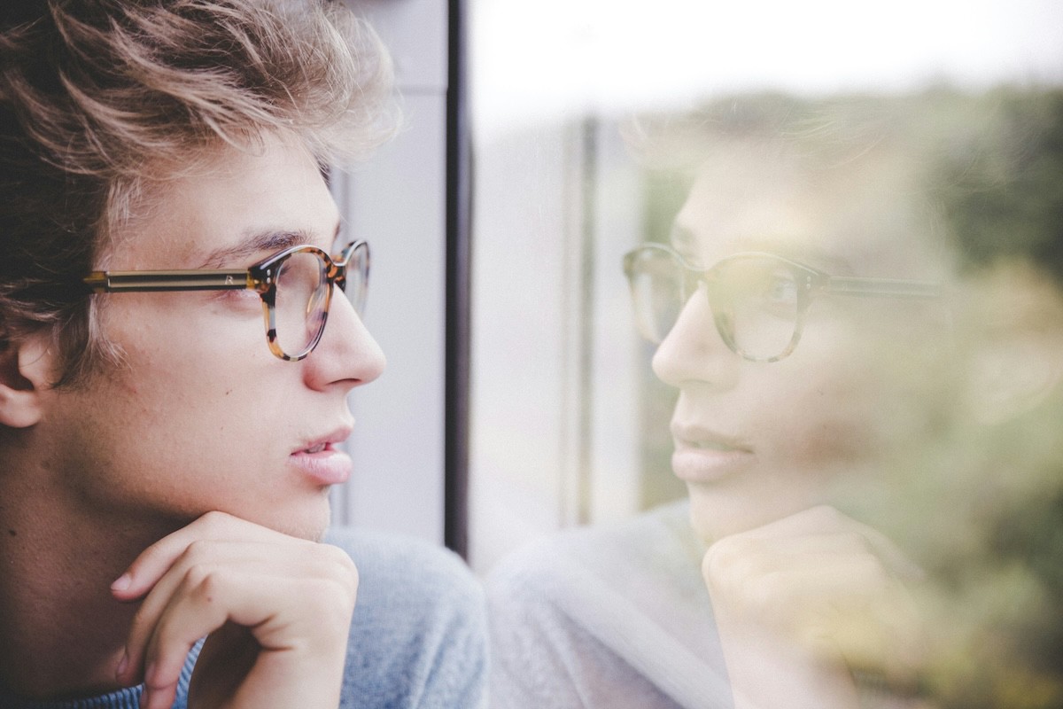 Làm thế nào để chàng thoát khỏi đôi mắt "gấu trúc"? - 2
