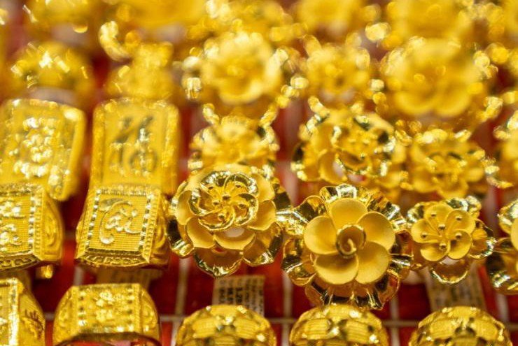 Dự báo giá vàng ngày 2/3: Lại tăng, quỹ giao dịch vàng lớn nhất thế giới hạ tỷ trọng nắm giữ