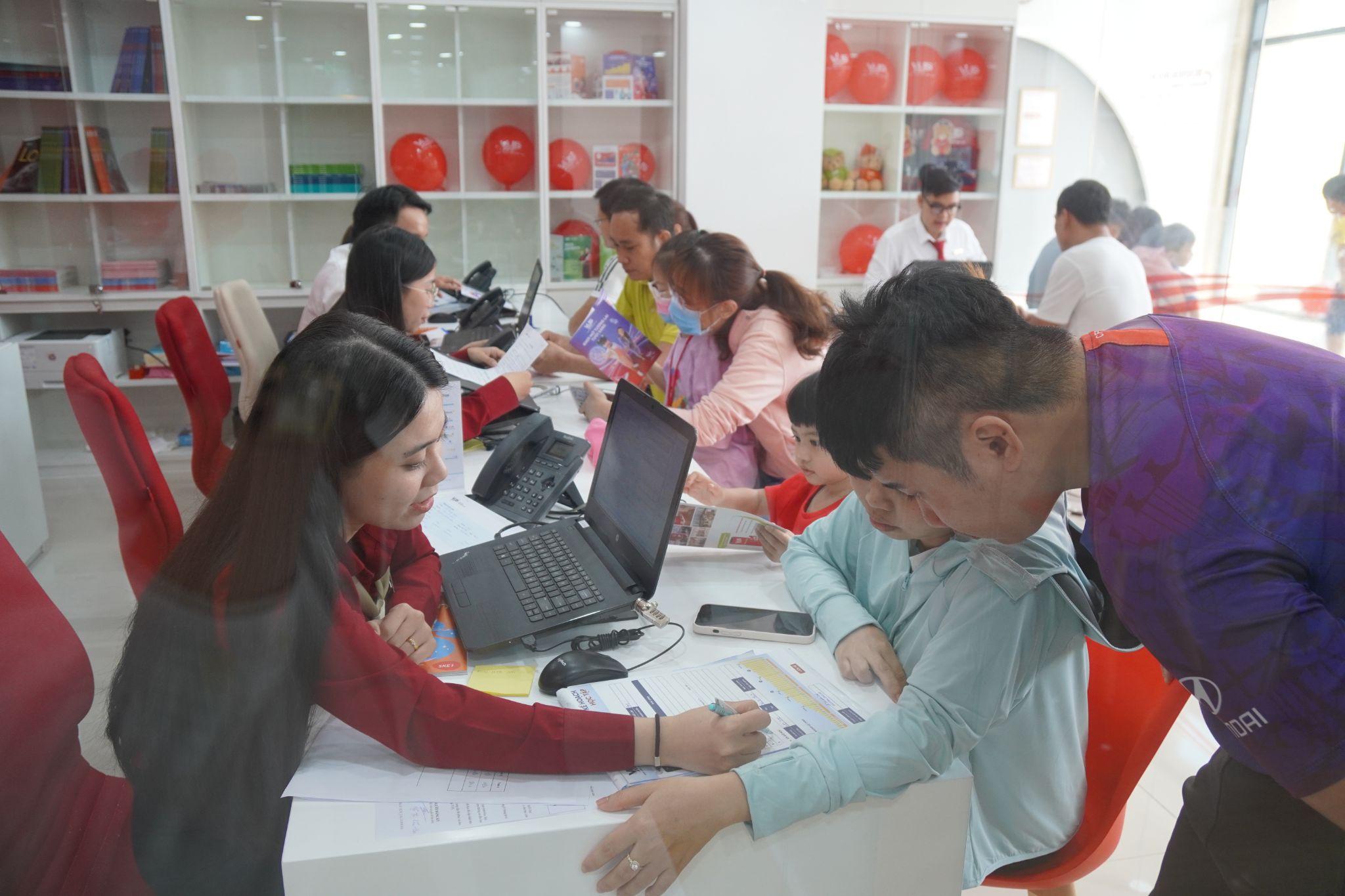 Khai xuân năm Rồng, VUS chào đón thêm nhiều cơ sở mới - 1