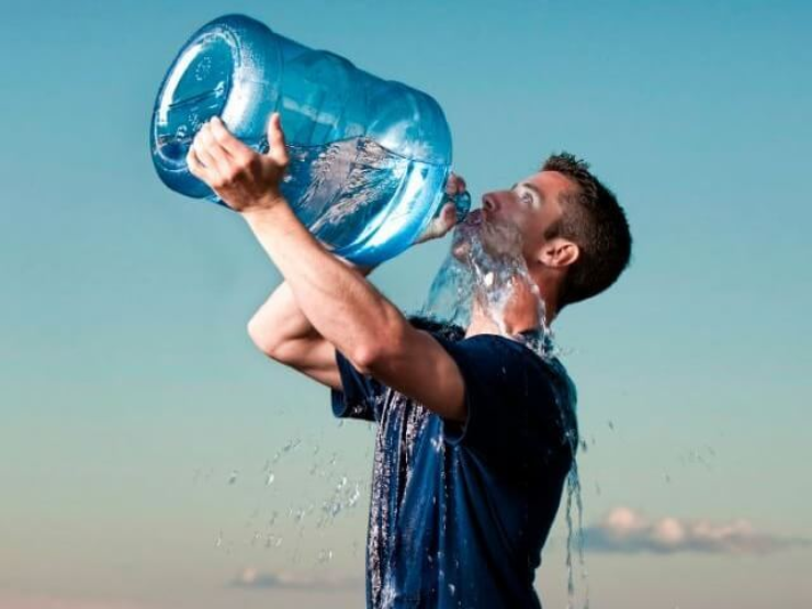 4 thói quen tưởng vô hại nhưng khiến bàng quang "kêu cứu" - 1