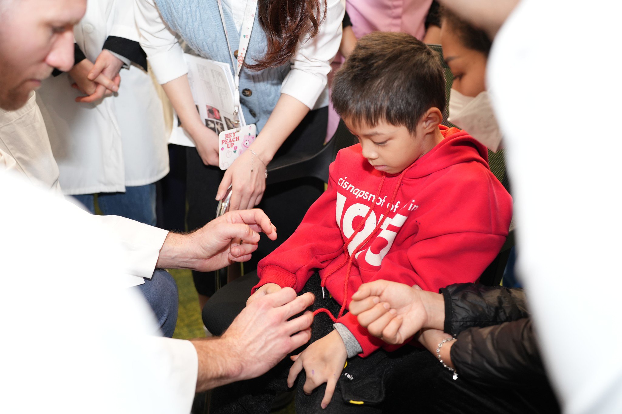 “Chắp Cánh Ước Mơ 2024” - Tiếp nối hành trình 10 năm phẫu thuật từ thiện dị tật tay chân của BVĐK Hồng Ngọc - 3