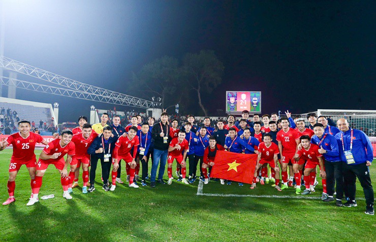 ĐT Việt Nam được thưởng lớn sau trận thắng Thái Lan ở chung kết lượt đi AFF Cup 2024 - 3