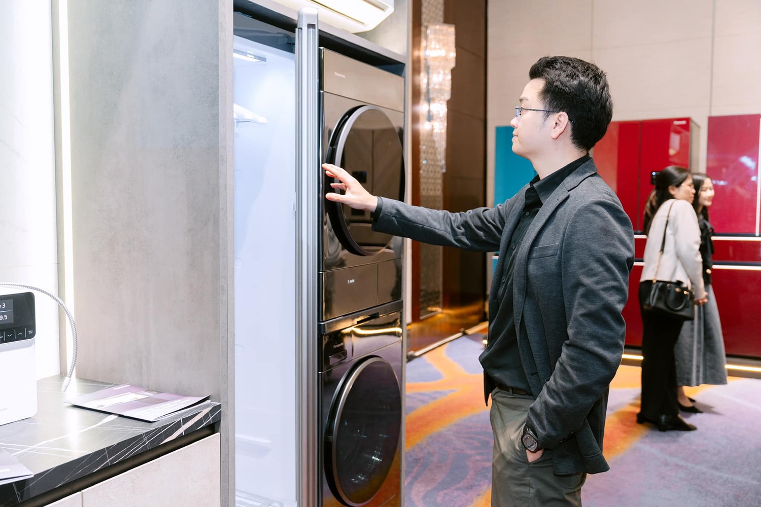 Nhà nhỏ hoá rộng: Bí quyết “nới” không gian 70m2 đơn giản - 2