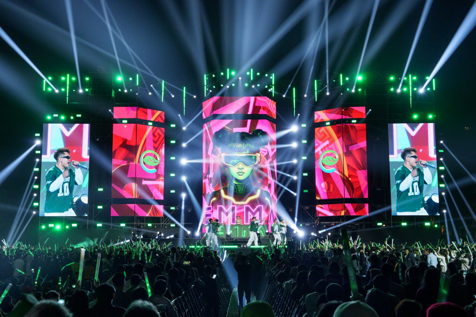 Ecopark Countdown 2026: Cư dân khắp 3 miền mãn nhãn với âm thanh, ánh sáng, pháo hoa giữa thiên nhiên - 2