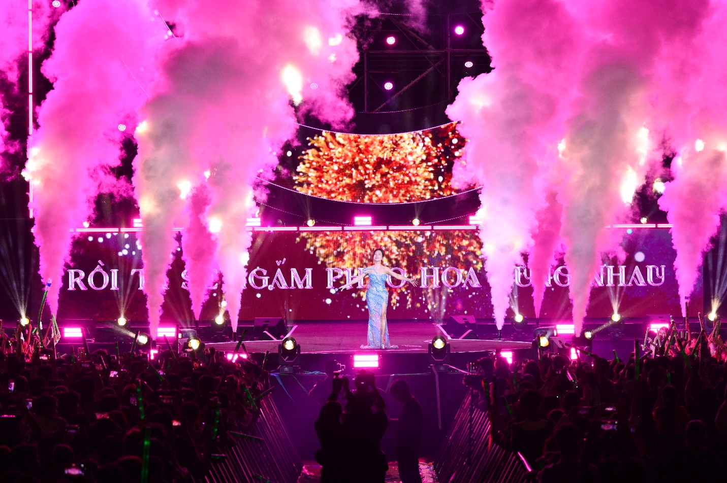 Ecopark Countdown 2026: Cư dân khắp 3 miền mãn nhãn với âm thanh, ánh sáng, pháo hoa giữa thiên nhiên - 10