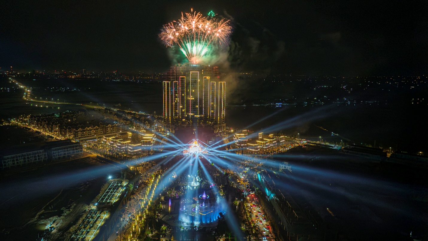 Ecopark Countdown 2026: Cư dân khắp 3 miền mãn nhãn với âm thanh, ánh sáng, pháo hoa giữa thiên nhiên - 8