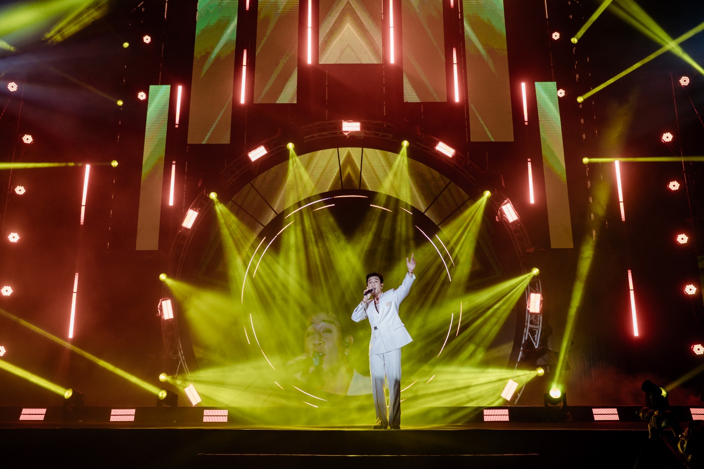 Ecopark Countdown 2026: Cư dân khắp 3 miền mãn nhãn với âm thanh, ánh sáng, pháo hoa giữa thiên nhiên - 6