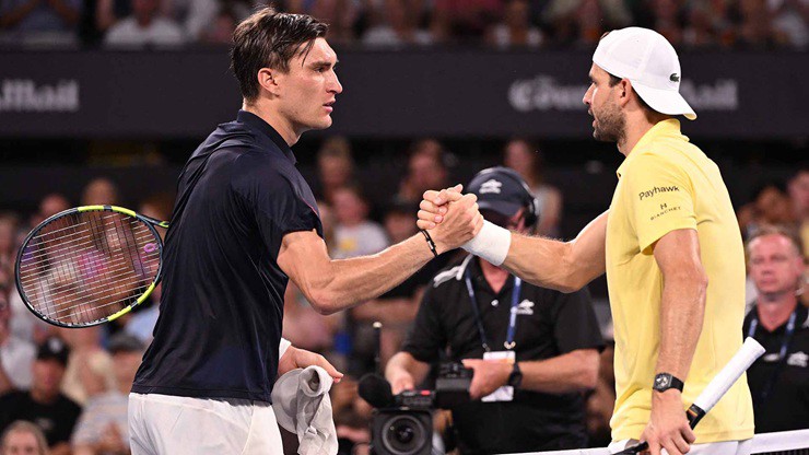 Tennis đỉnh cao thế giới: Dimitrov thua sốc, Andreeva thoát hiểm ngoạn mục - 1