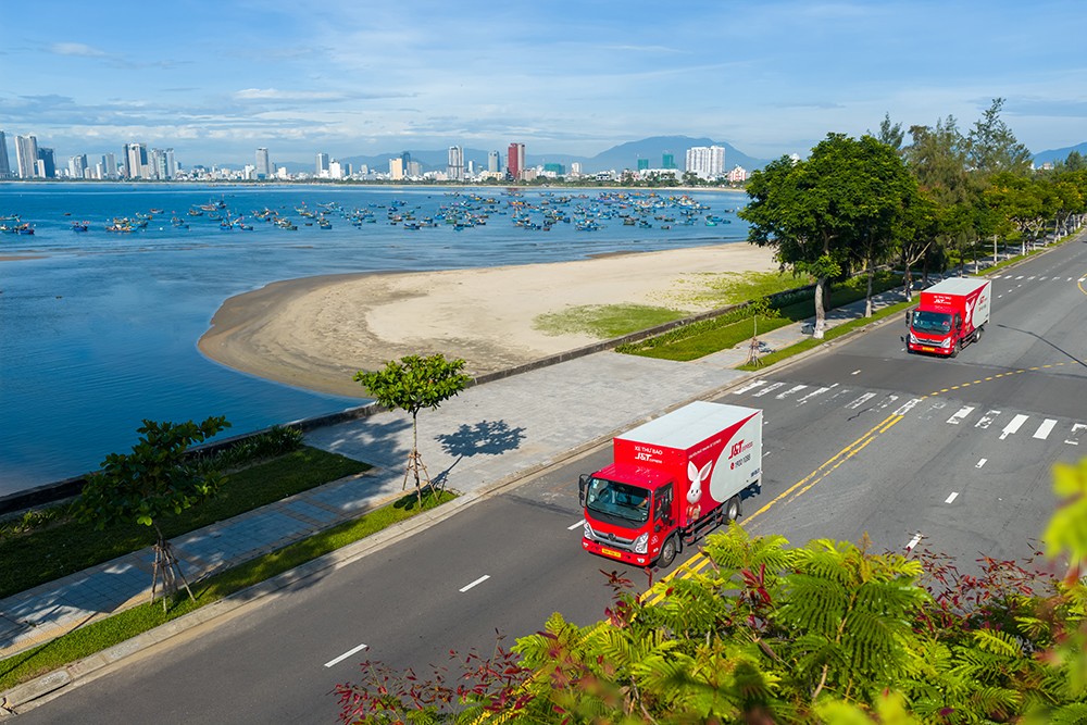 Hành trình thầm lặng phía sau mỗi tổ yến - 2