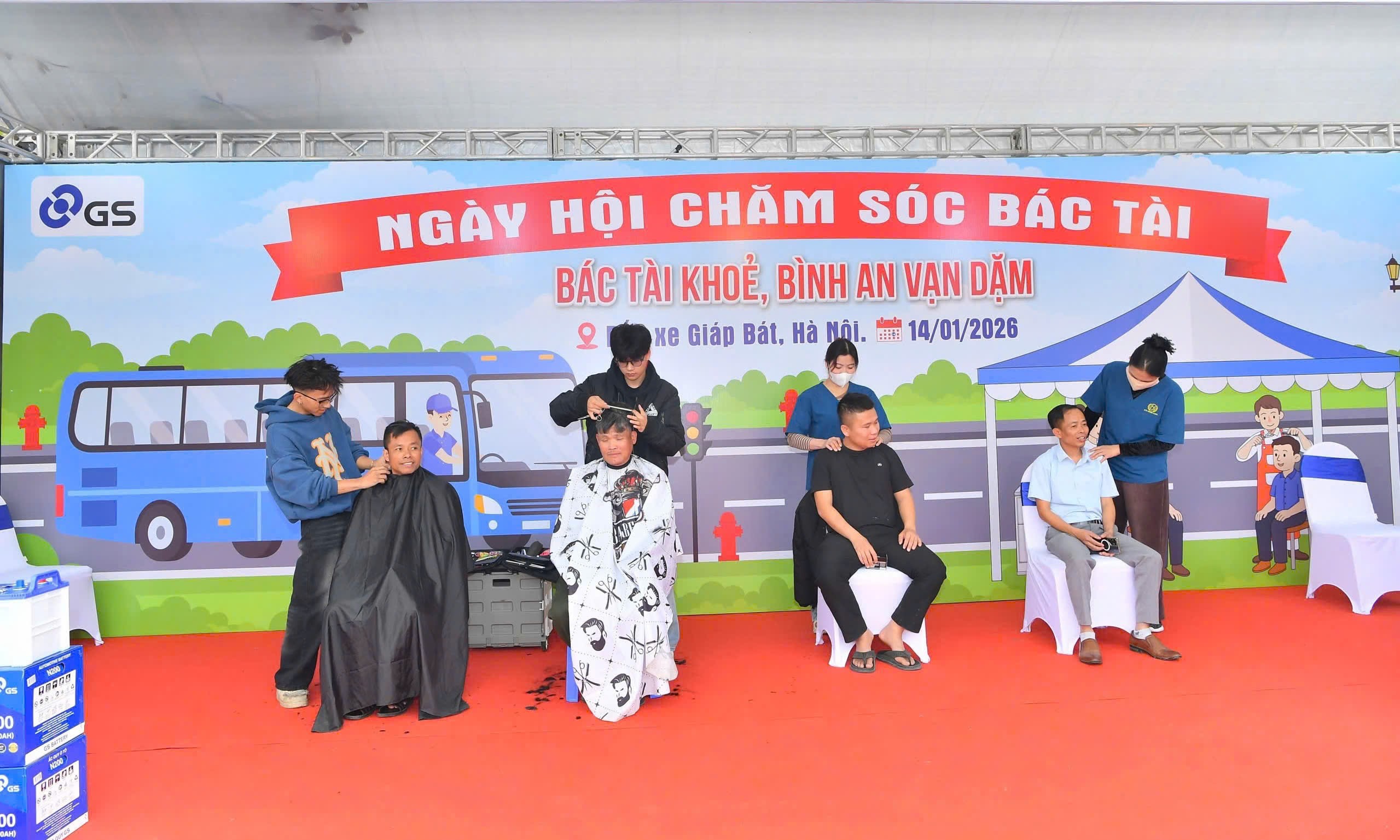 “Ắc quy GS mang ‘Ngày hội chăm sóc bác tài’ đến Bến xe Giáp Bát sau thành công tại TP.HCM - 1