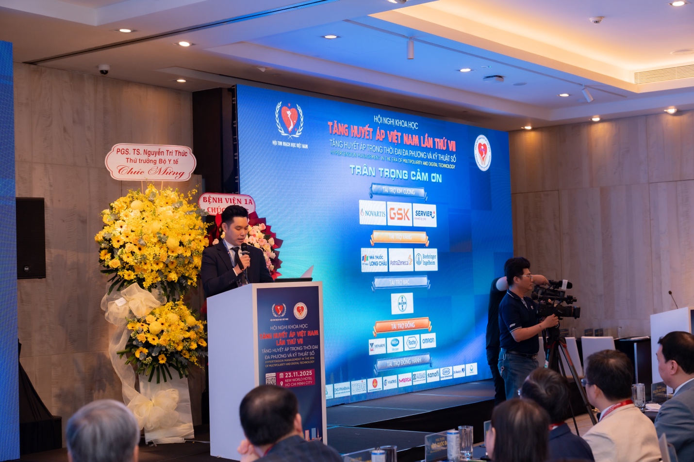 OMRON trình làng giải pháp đo huyết áp kết hợp sàng lọc rung nhĩ tại Hội nghị chuyên ngành Tim Mạch - 2