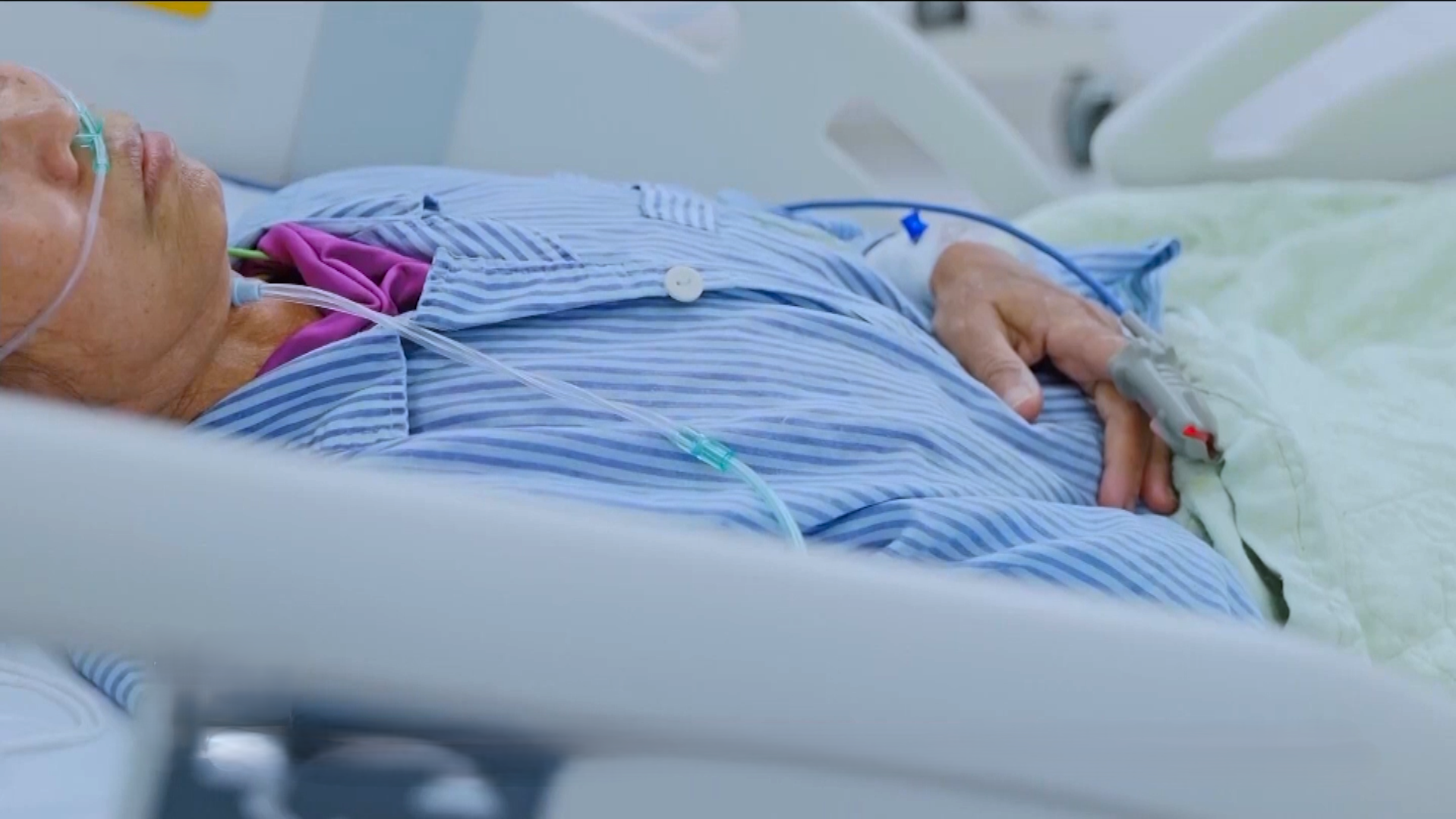 Cuối năm, cao điểm cúm mùa, người cao tuổi, người có bệnh nền cẩn trọng - 1