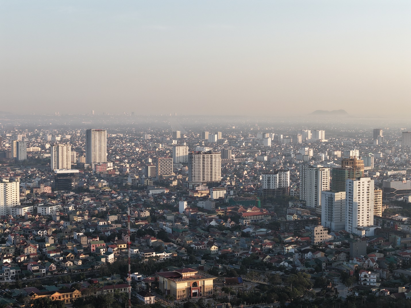 Khi kiến trúc trở thành ngôn ngữ đối thoại giữa đô thị và thiên nhiên - 1