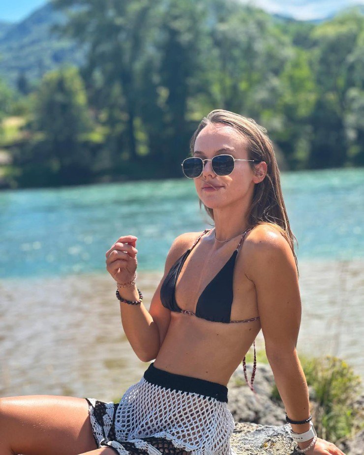 Mỹ nhân bóng chuyền "thấp bé nhẹ cân", diện bikini vẫn đẹp top đầu - 6