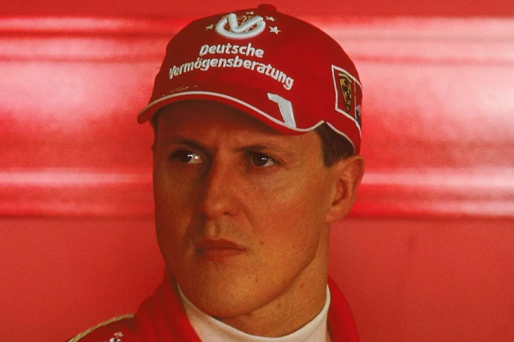 Tin cực nóng về Schumacher bị rò rỉ: Huyền thoại đua xe không còn nằm liệt giường - 1