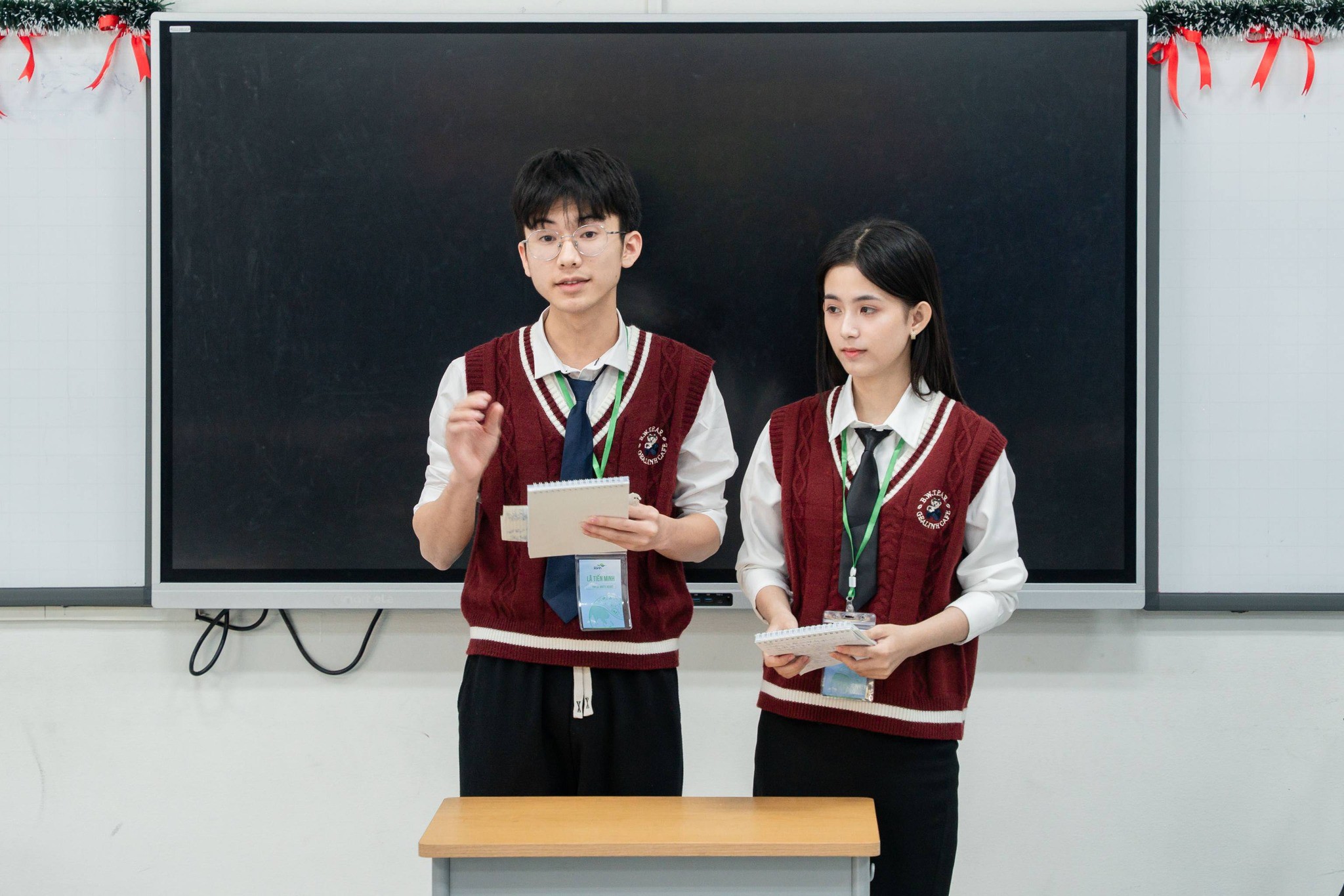 Vượt khoảng cách 2.000 km, đôi bạn trẻ cùng tiến vào chung kết Tiếng nói Xanh - 1