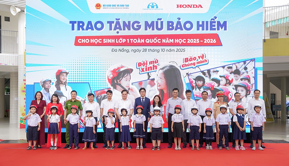 Honda Việt Nam tặng mũ bảo hiểm cho học sinh lớp Một trên toàn quốc năm học 2025 – 2026 - 4