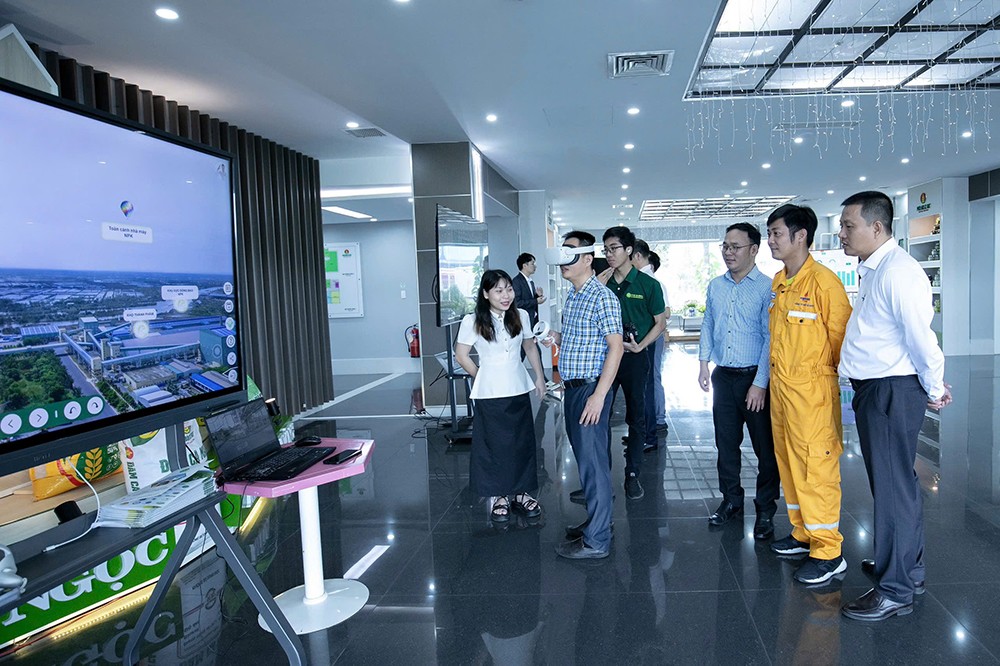 Nhà máy Đạm Cà Mau đặt mục tiêu cấp độ cao nhất của nhà máy thông minh - 4