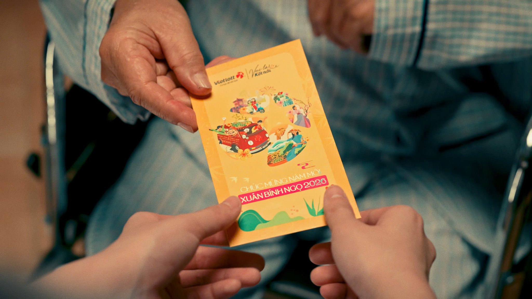 Tết không chỉ là đoàn viên, Tết còn sẻ chia may mắn - 2