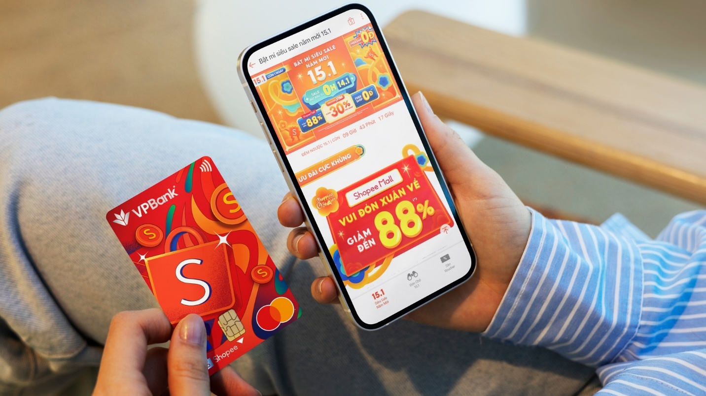 Hội chị em truyền nhau bí kíp "sắm Tết 0 đồng" với VPBank S Rewards Mastercard - 2