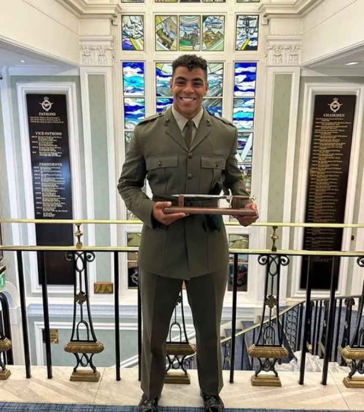 "Trai tài gái sắc" đẹp như mơ của tuyển Anh, hứa hẹn gây sốt Olympic mùa đông - 3