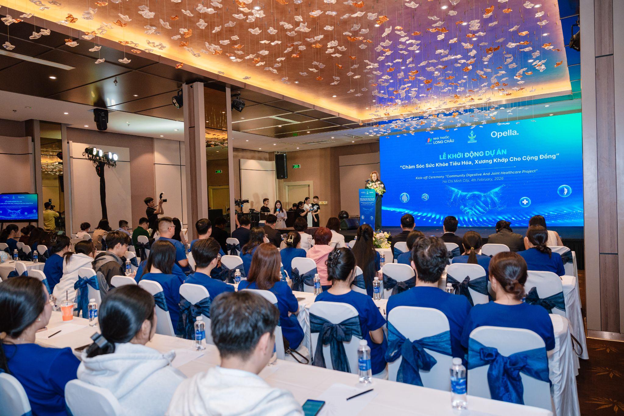 Long Châu - Opella bắt tay khởi động dự án chăm sóc sức khỏe tiêu hoá và xương khớp quy mô toàn quốc - 5