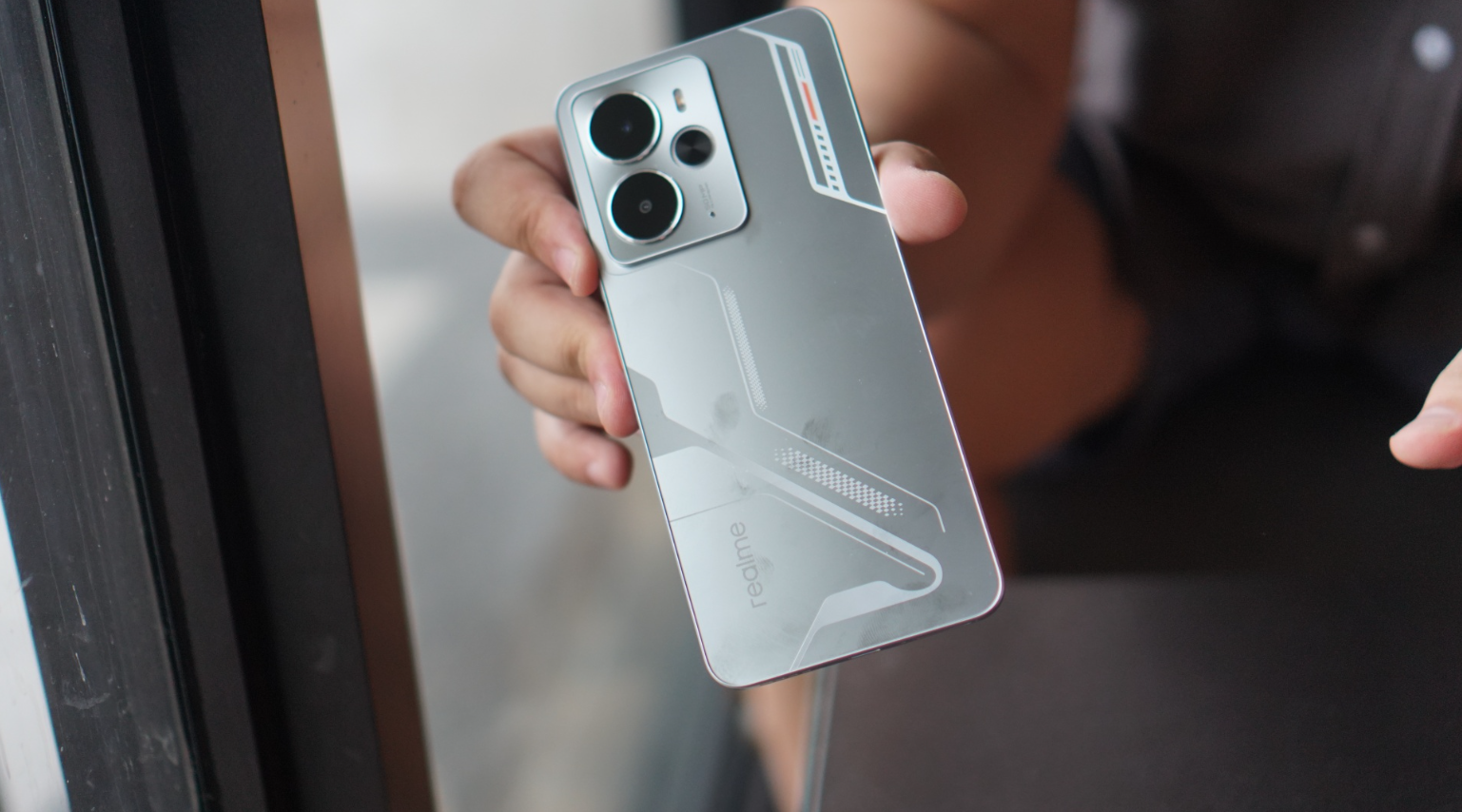 Ngân sách dưới 10 triệu đồng, mua điện thoại nào du Xuân cho sang? - 5