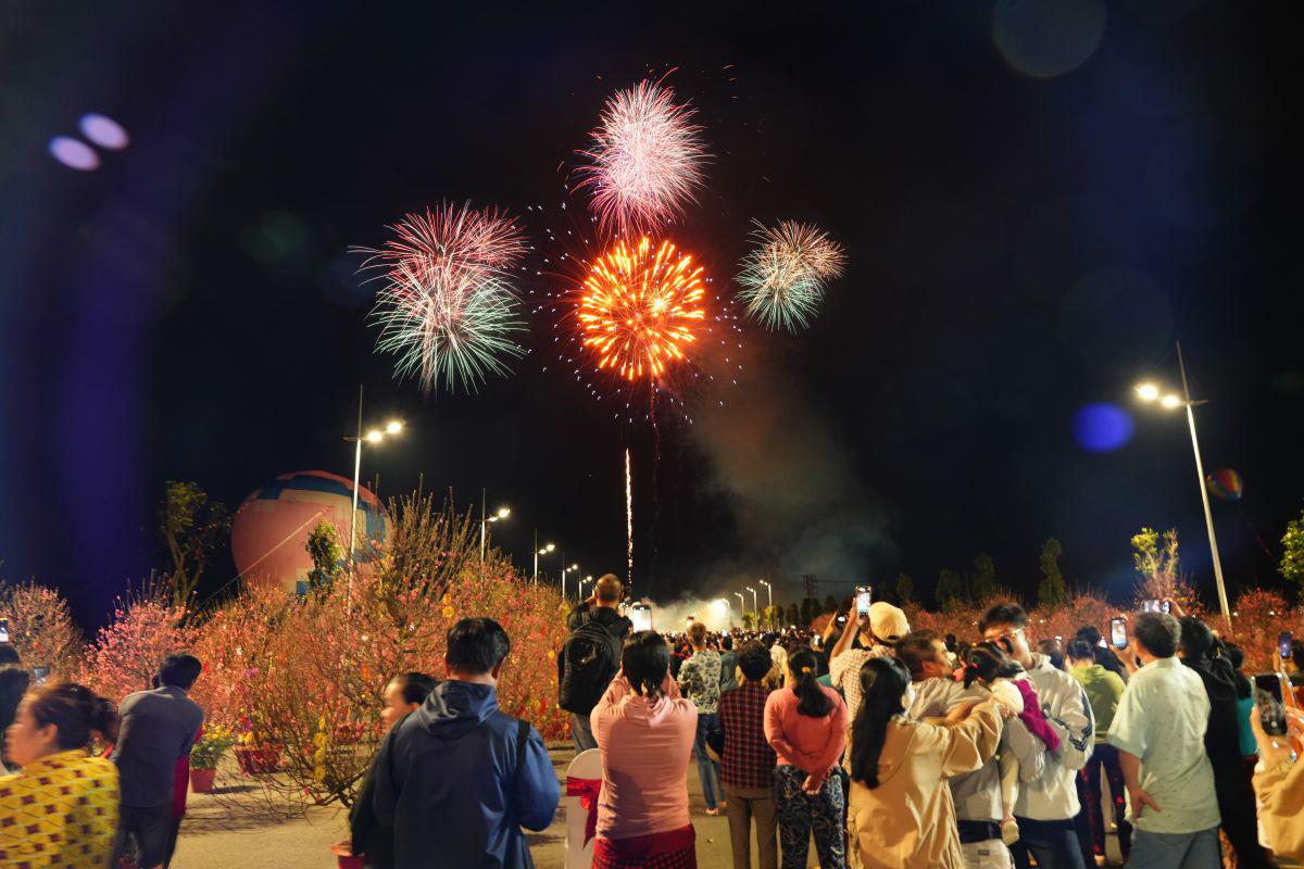 Vịnh Ngọc Vinhomes Green Paradise - Nơi Tết của nhiều thế hệ bắt đầu - 2