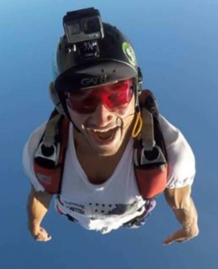 Nóng nhất thể thao tối 10/2: Nhà vô địch thế giới nhảy dù tử nạn ở tuổi 37 - 1