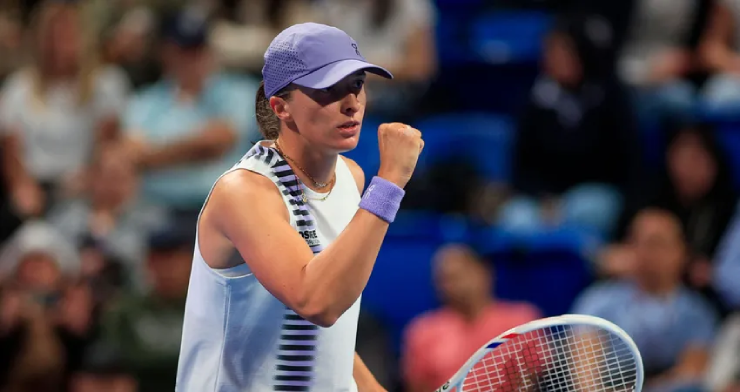 Sinner vượt Alcaraz chiếm ngôi số 1 thế giới ở bảng xếp hạng "chuẩn nhất tennis" - 2