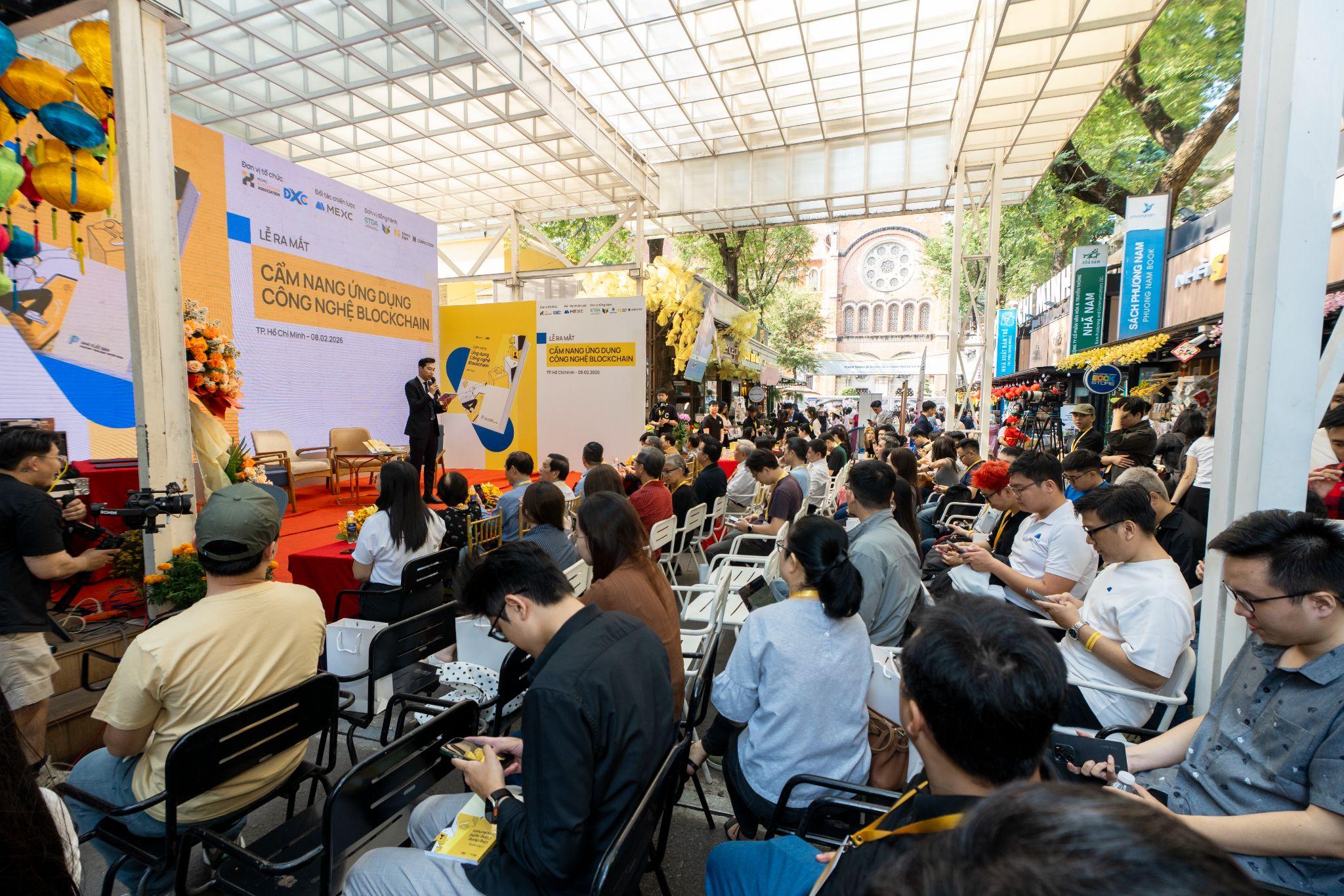 MEXC đồng hành dài hạn, kiến tạo giáo dục Blockchain tại Việt Nam - 2