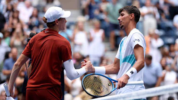 Tennis đỉnh cao thế giới: Alcaraz - Sinner ra oai, Medvedev đấu Tsitsipas - 2