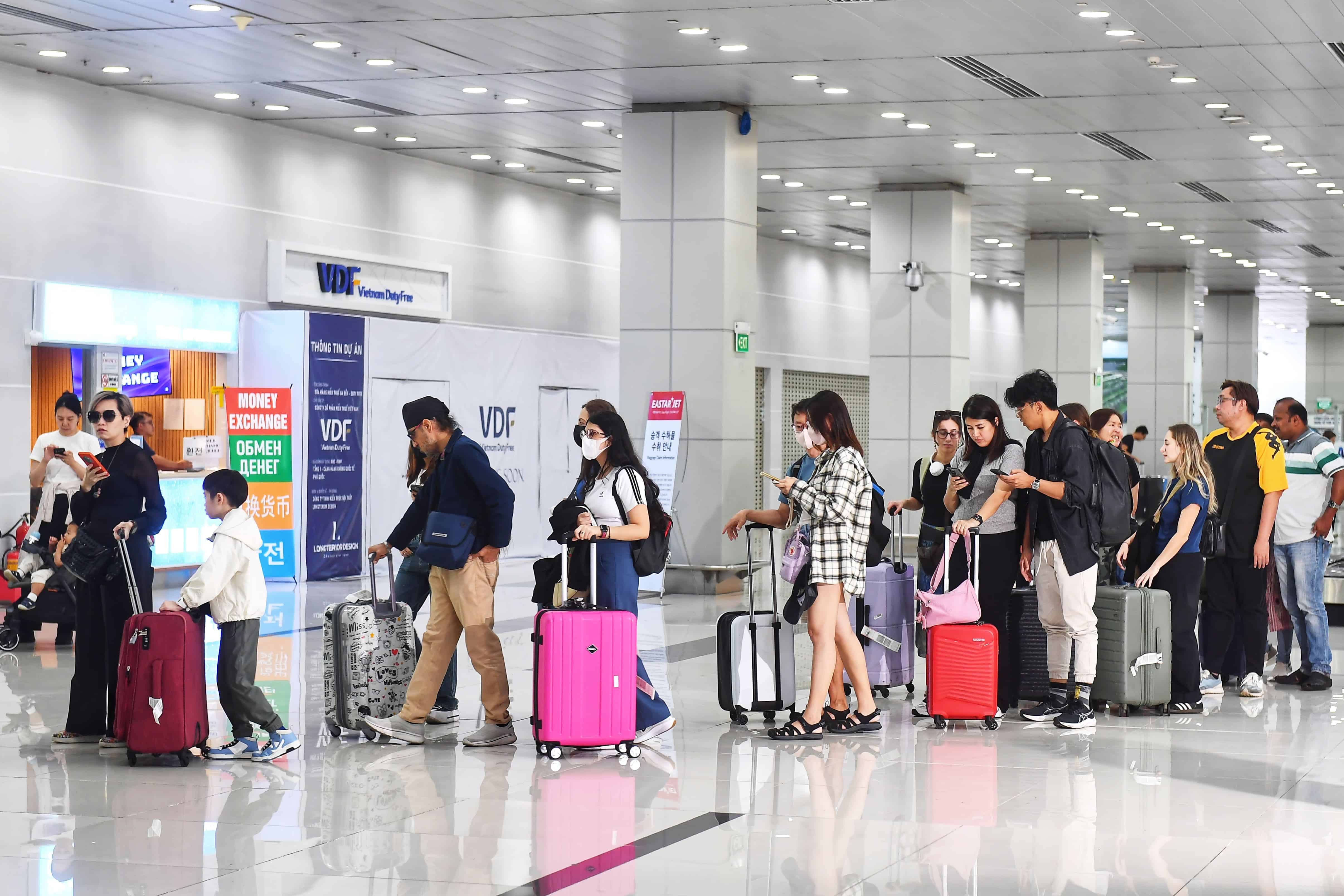 9 ngày Tết, Cảng HKQT Phú Quốc phục vụ hơn 260.000 khách, kỷ lục chưa từng có - 5