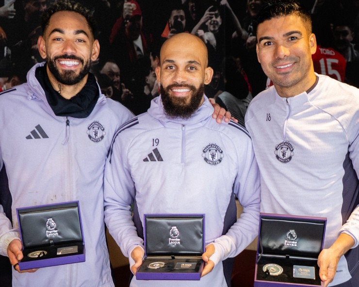 Tin mới nhất bóng đá sáng 28/2: 3 sao MU được Ngoại hạng Anh vinh danh - 1
