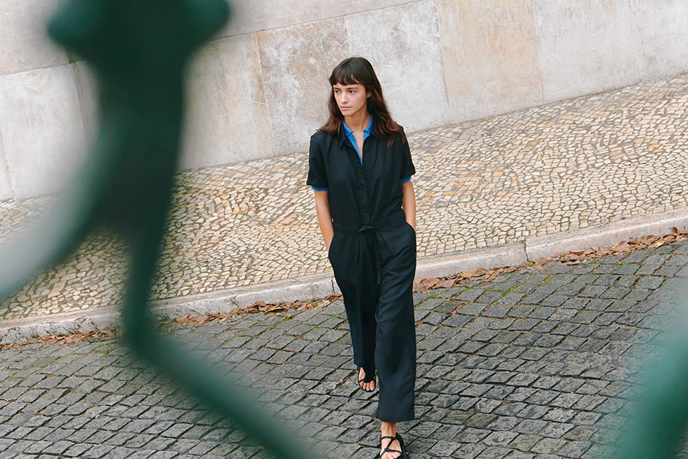 Tinh thần tối giản và phong cách Pháp hiện diện trong BST UNIQLO and COMPTOIR DES COTONNIERS - 3