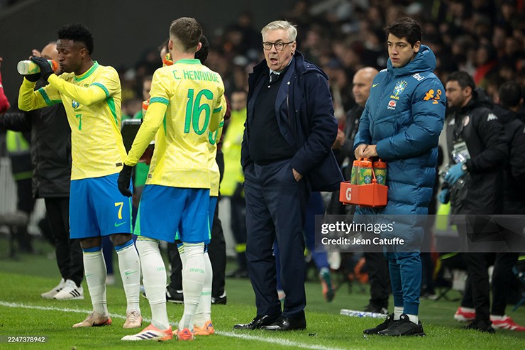 Huyền thoại MU thẳng thừng chê Carrick, tiến cử Ancelotti cho ghế nóng "Quỷ đỏ" - 2