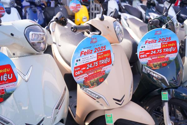 VinFast Feliz 2025: Xe máy điện đủ đẹp để đi làm, đủ khỏe để chạy dịch vụ - 2