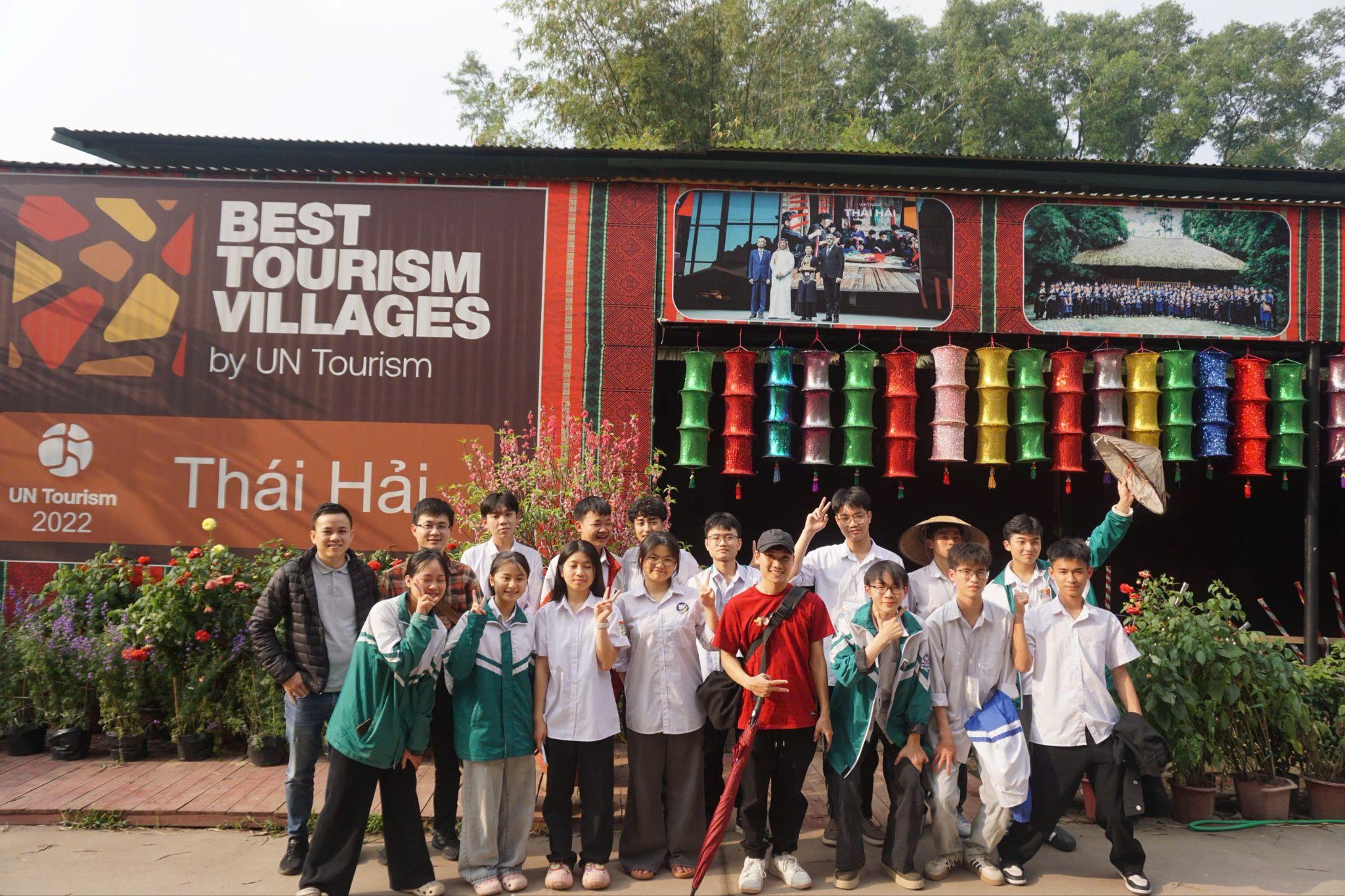 Học sinh THPT Thái Nguyên "trình làng" sản phẩm công nghệ sau 6 tháng đào tạo - 5